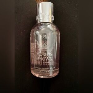 Molton Brown Delicious Rhubarb & Rose Bath & Shower Gel